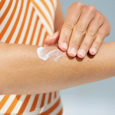 faces لوشن بعد الشمس فوتوبروتيكتور