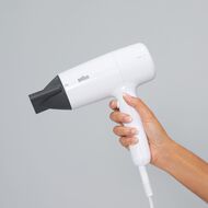 faces braun hair dryer  2100 watts   1 attachment