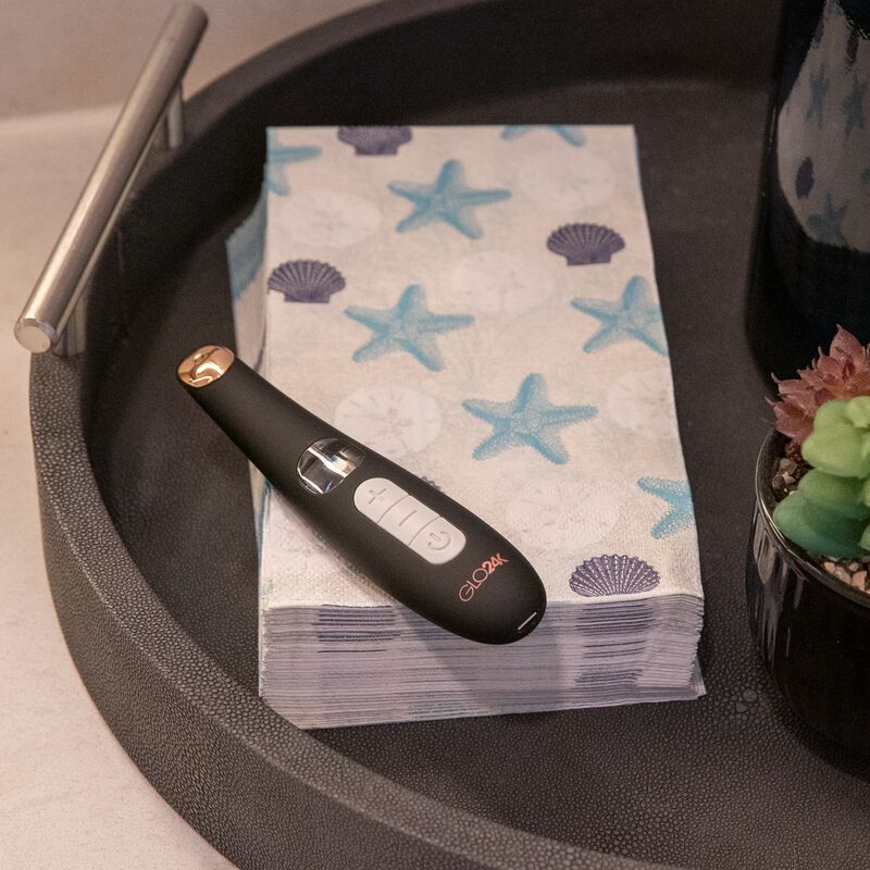 glo24k triple action eye care therapy wand