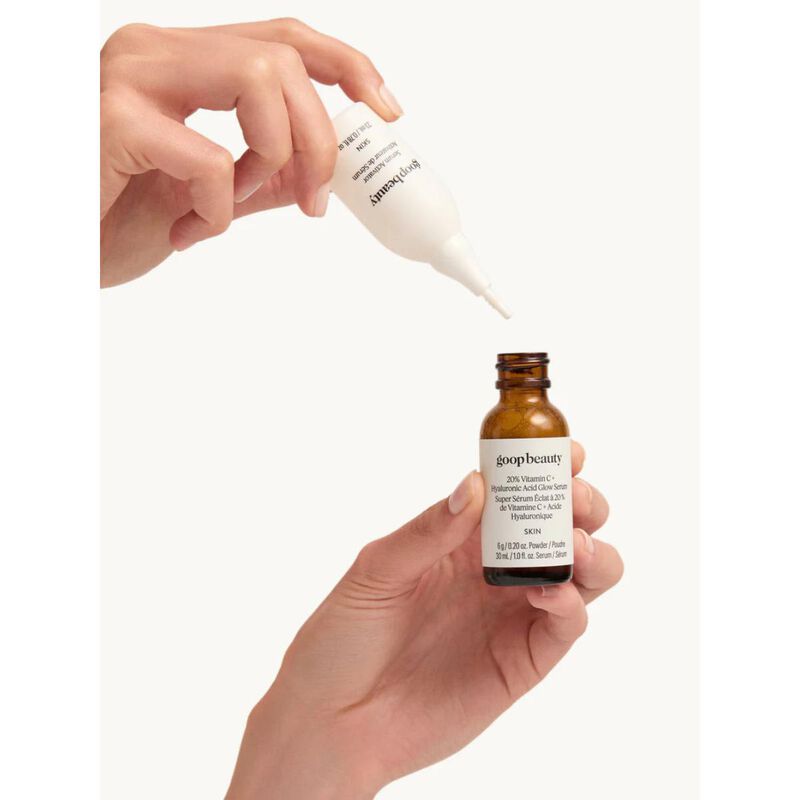 جوب سيروم غوب غلو بفيتامين سي وحمض الهيالورونيك المتوهج