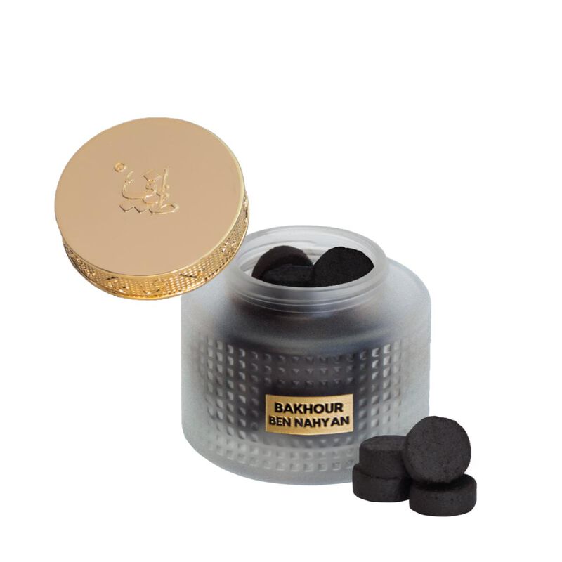 taif al emarat bakhour ben nahyan