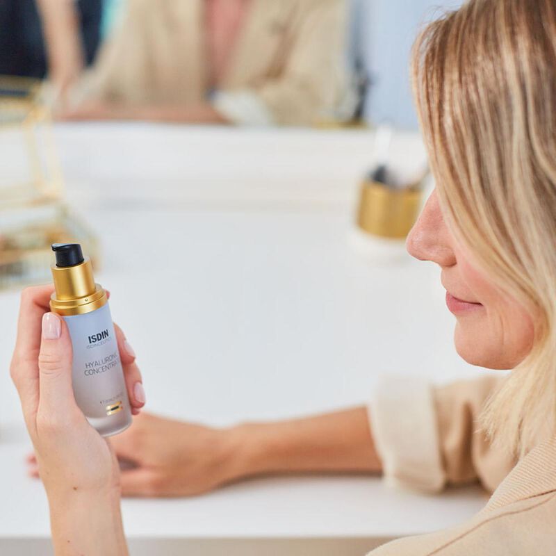 اسدين مركز هيالورونيك سيوتيكس