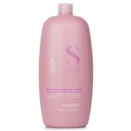 Semi Di Lino Moisture Nutritive Leave-in Conditioner faces semi di lino moisture nutritive leave in conditioner