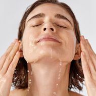 faces منظف رينيو المغذي للبشرة