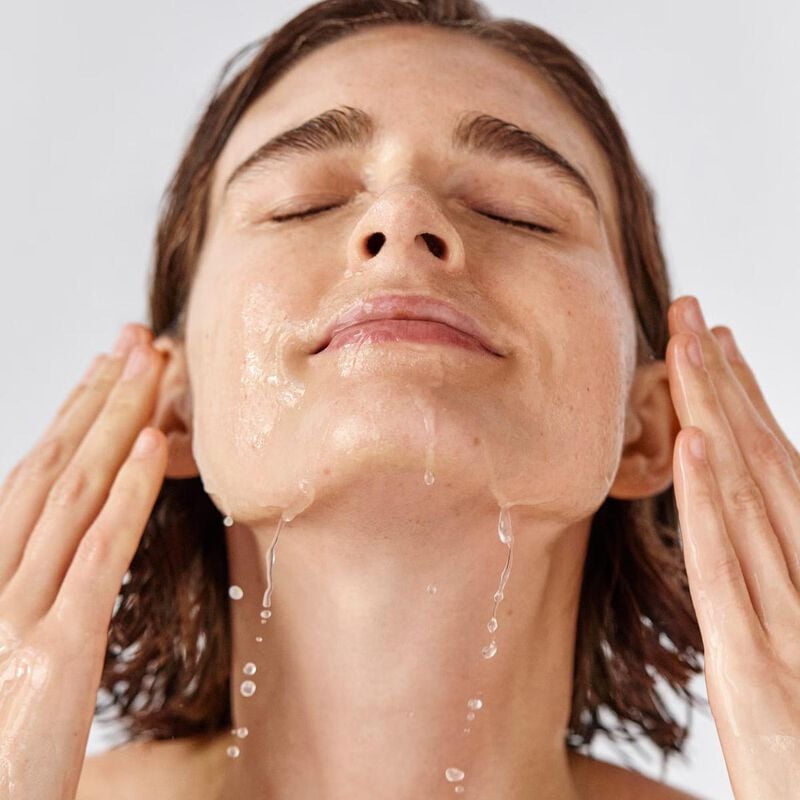 ترو بوتانيكلز منظف رينيو المغذي للبشرة